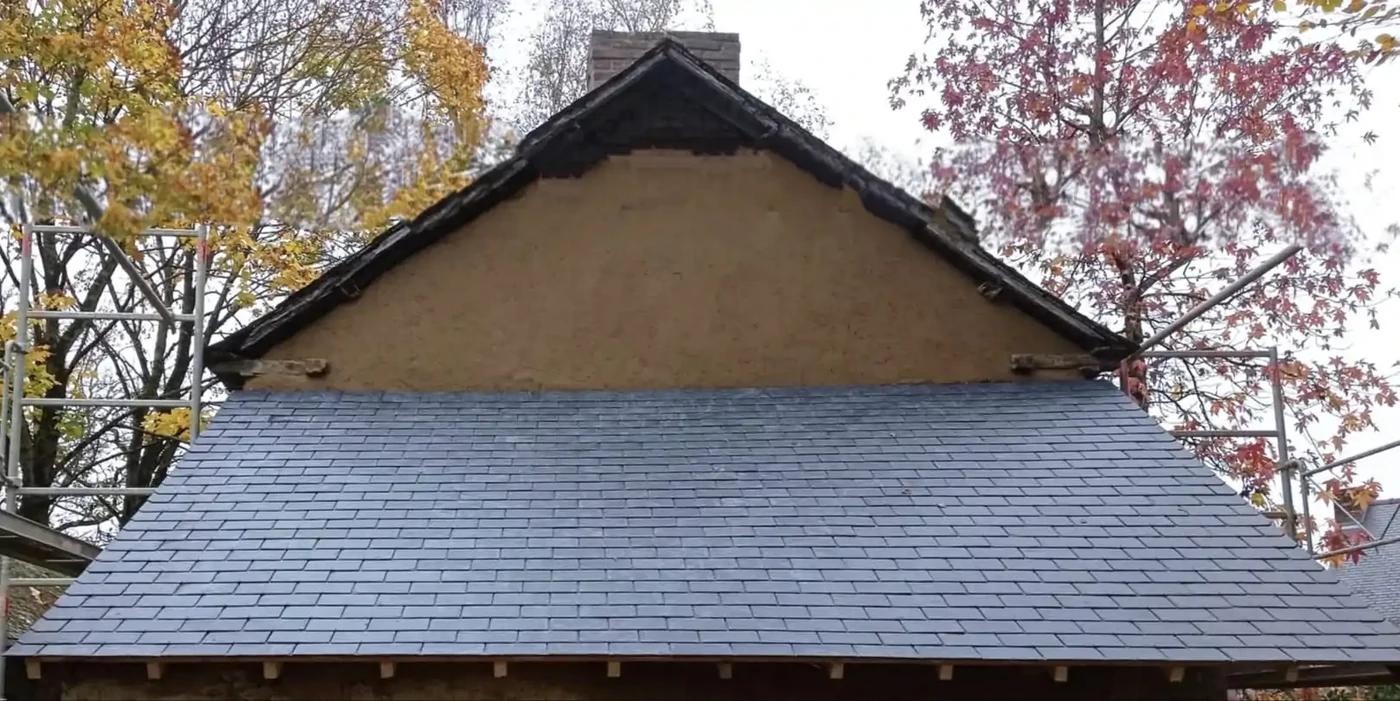 Couverture en ardoise à Saint-Péran